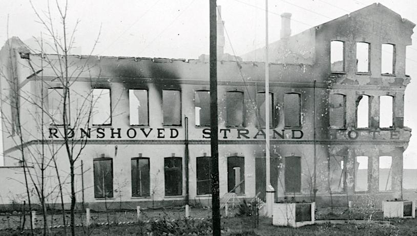 Rønshoved Strand Hotel after faulty bombing 13.11.43