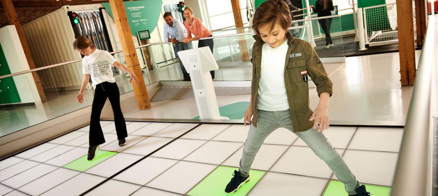 Children playing in the test lab at Universe Science Park