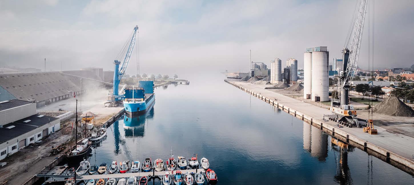 Aabenraa Havn på en solskinsdag